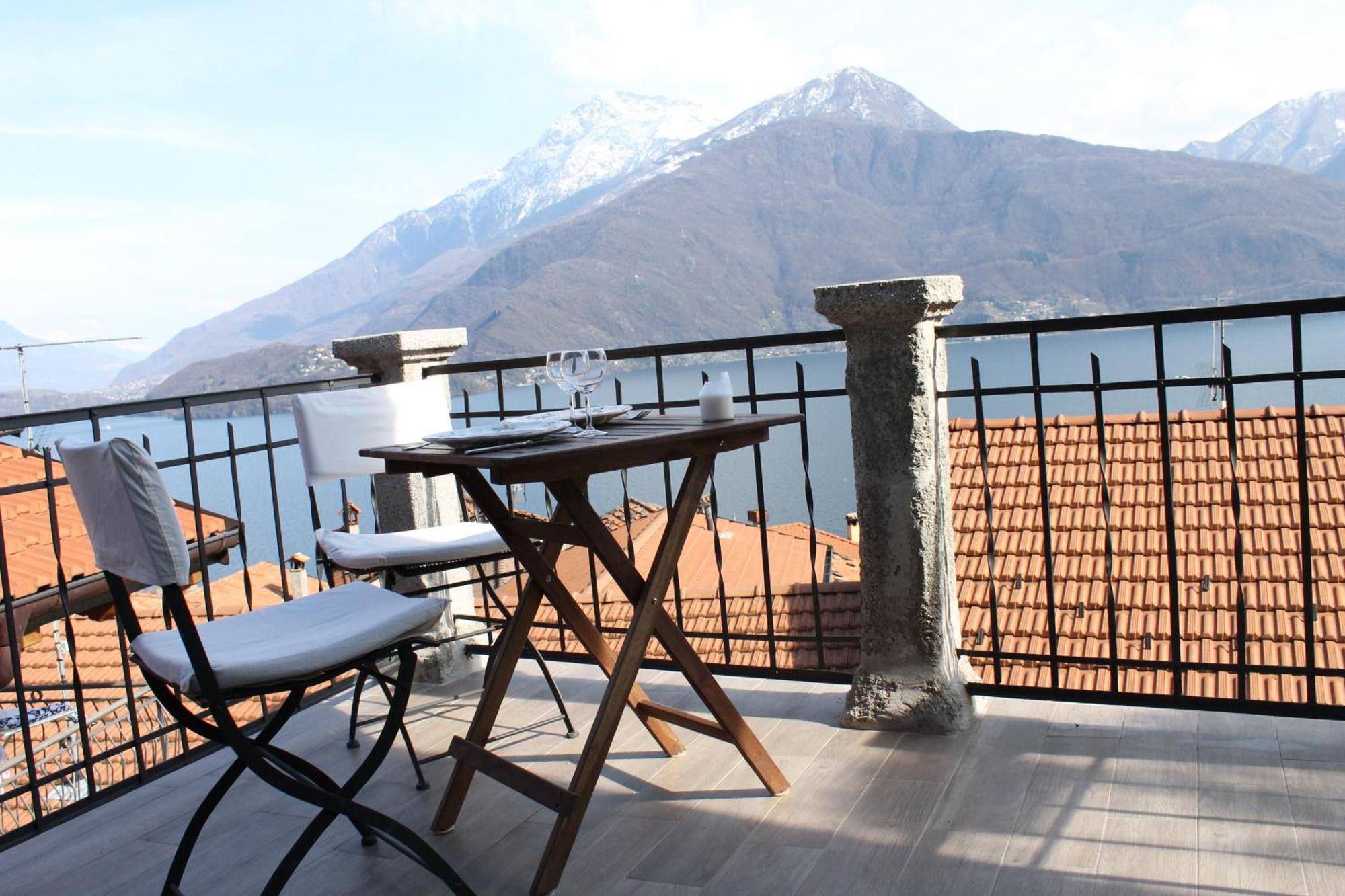 Il Terrazzino Apartment Musso ภายนอก รูปภาพ